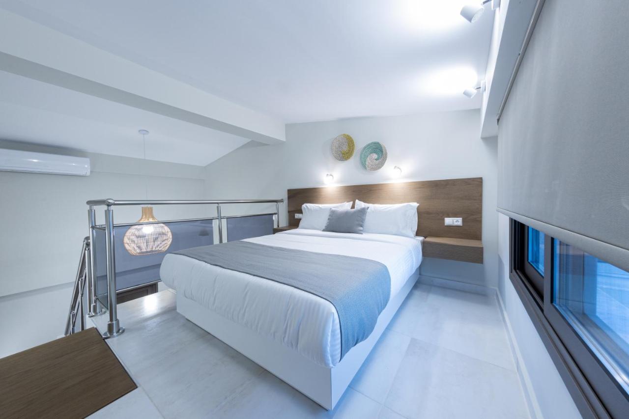 Ammos Luxury Apartments Nea Vrasna Ngoại thất bức ảnh