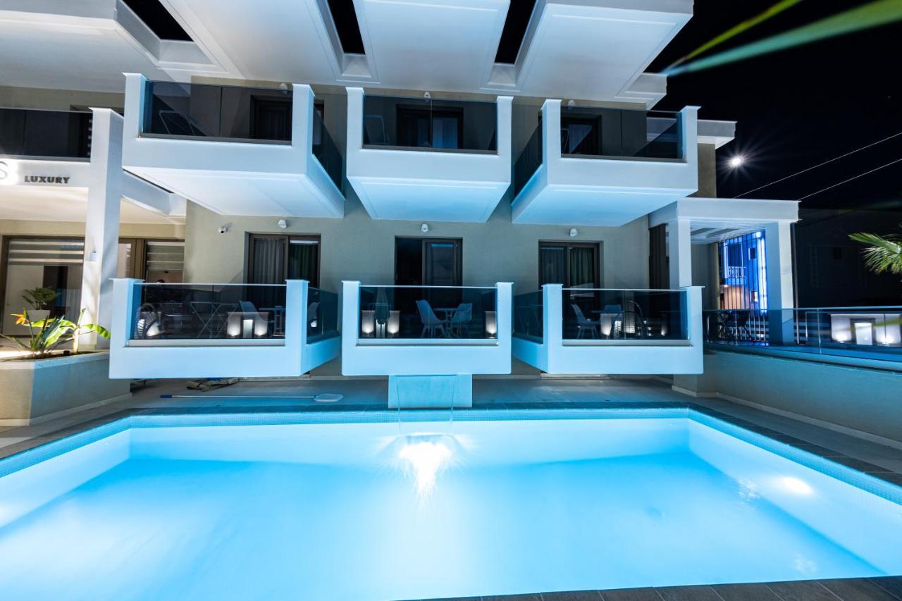 Ammos Luxury Apartments Nea Vrasna Ngoại thất bức ảnh