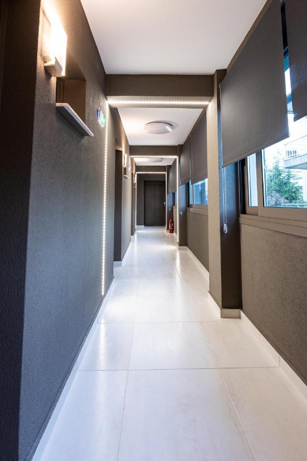 Ammos Luxury Apartments Nea Vrasna Ngoại thất bức ảnh
